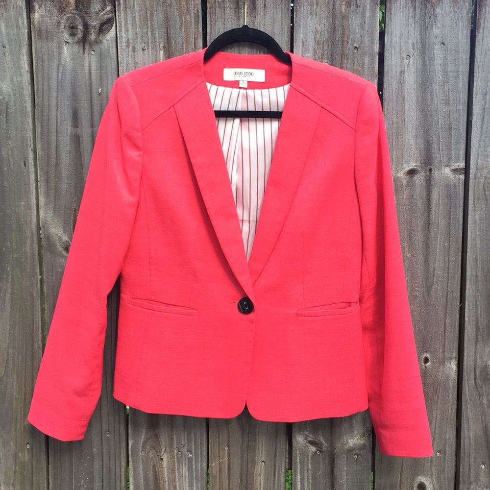 Jones Studio Separates Coral Blazer Size 6